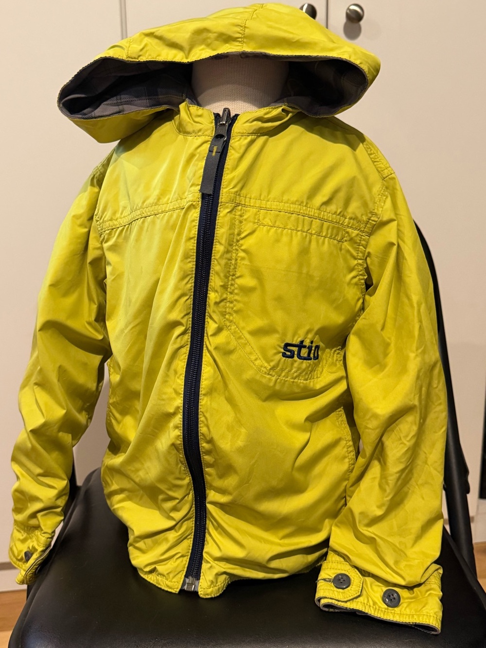 Reversible Stio Kid’s Hooded Windbreaker Jacket - Chartreuse and Grey Flannel